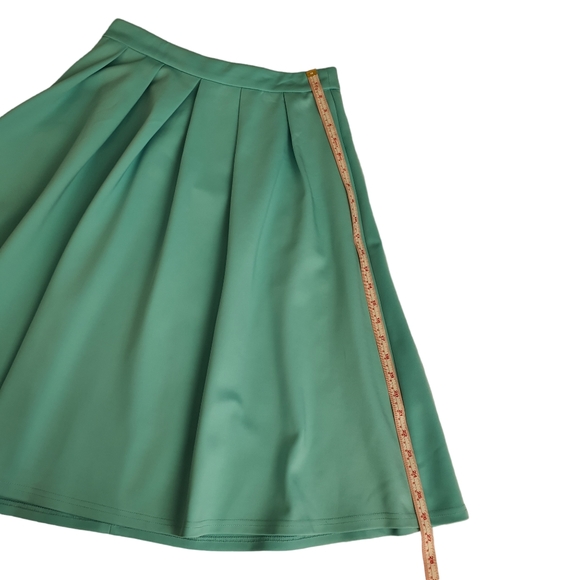 Paper Scissors Pleated Skirt Size 10 - Picture 4 of 8